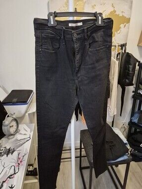 Levi's black jeans size 30